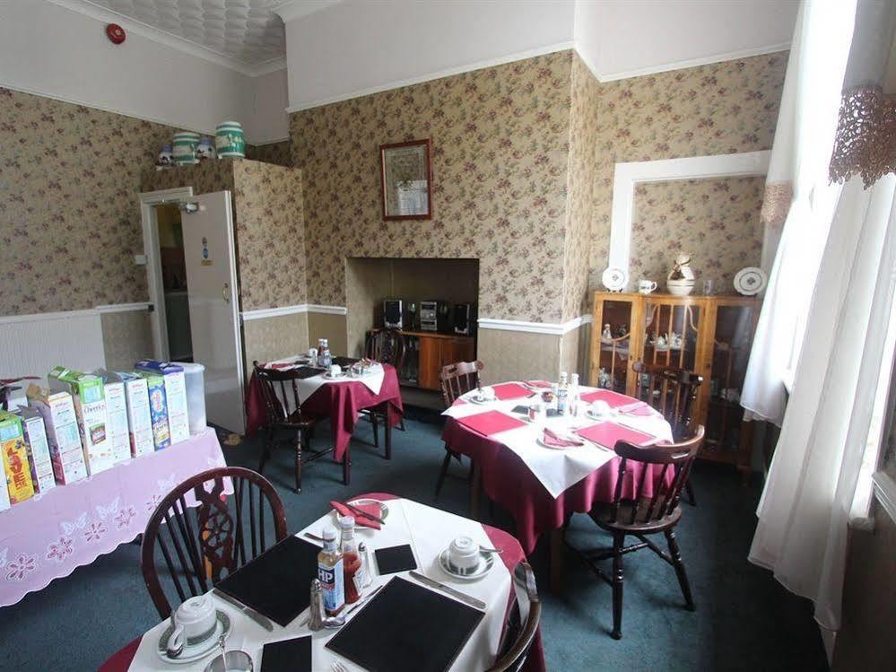 Spring Garden Guest House Госпорт Екстериор снимка